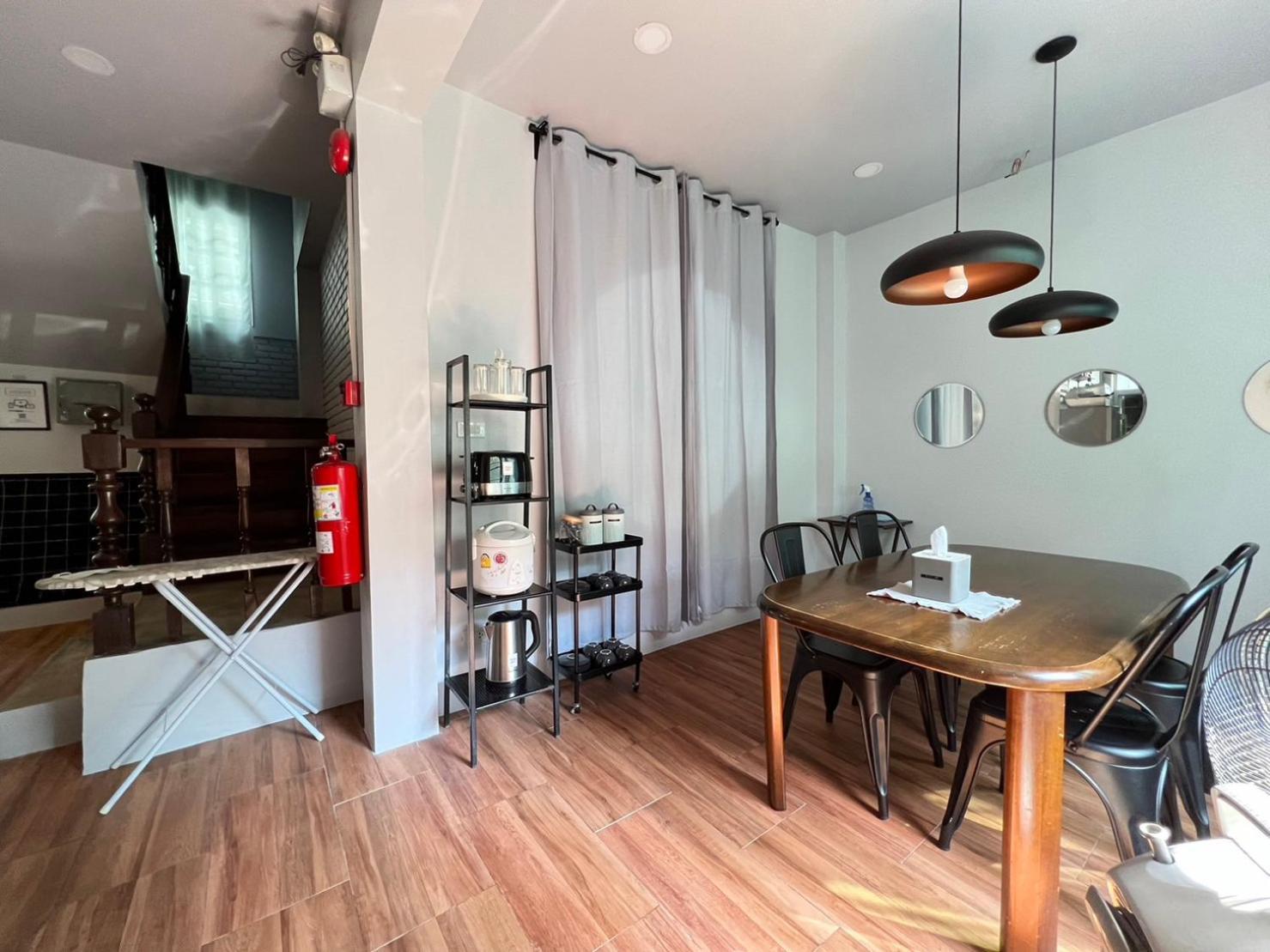 Mini-Me Home, A Cozy Entire House In Old City Τσιάνγκ Μάι Εξωτερικό φωτογραφία