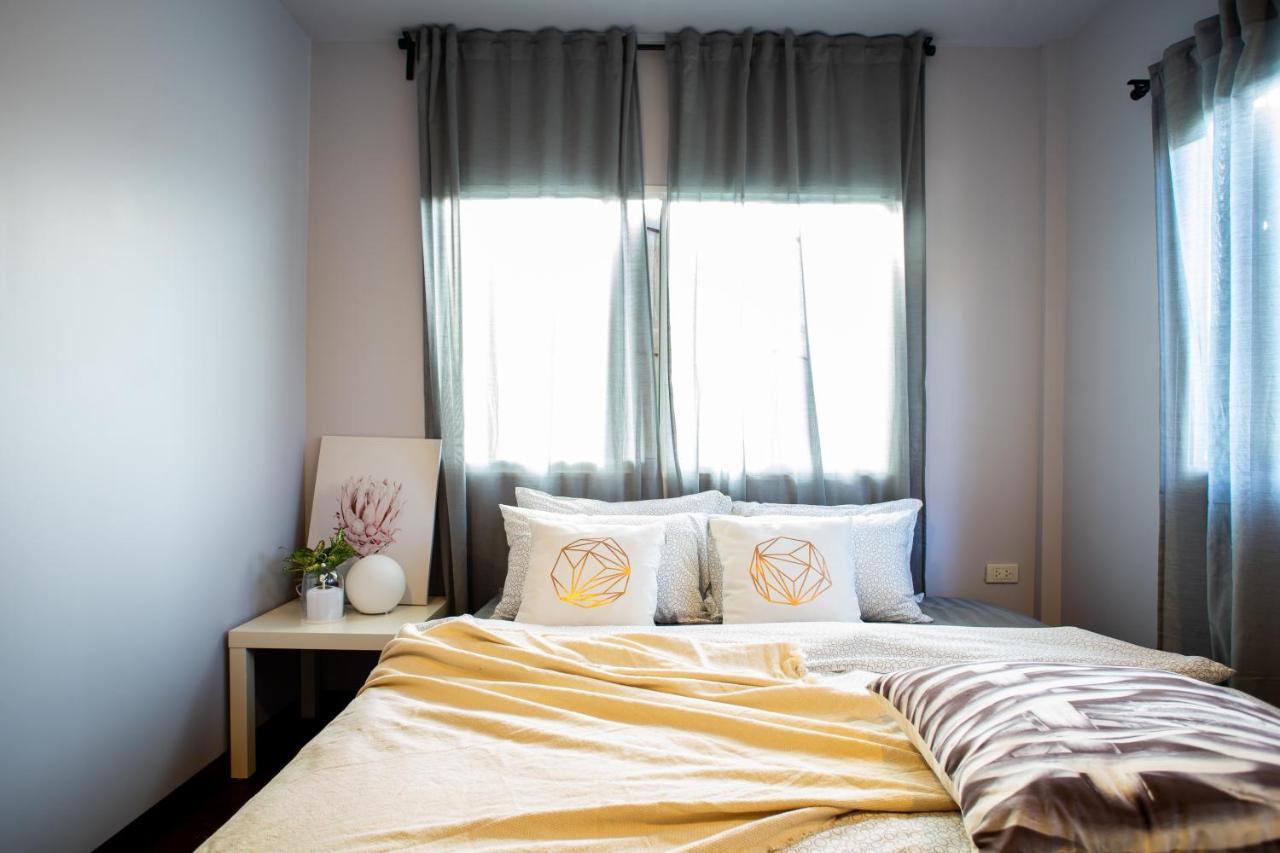 Mini-Me Home, A Cozy Entire House In Old City Τσιάνγκ Μάι Εξωτερικό φωτογραφία