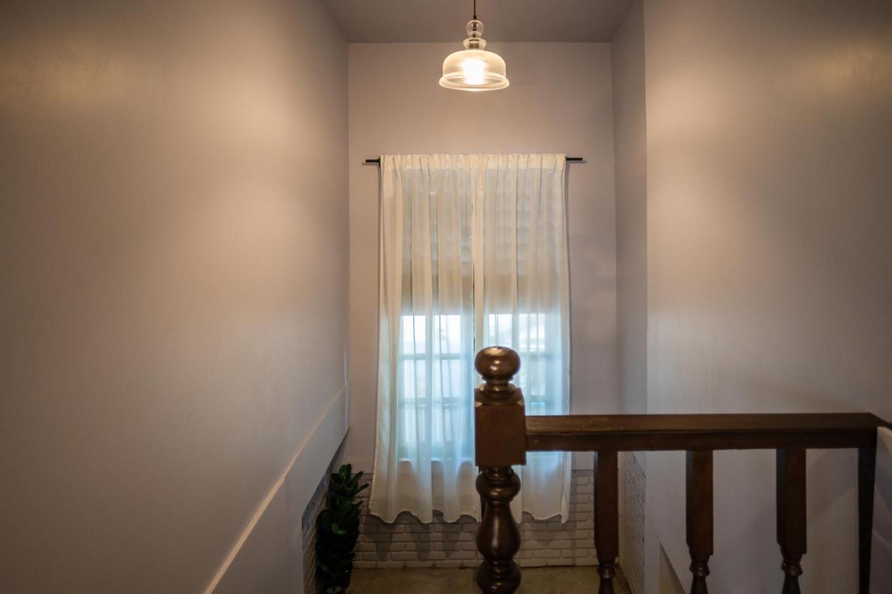Mini-Me Home, A Cozy Entire House In Old City Τσιάνγκ Μάι Εξωτερικό φωτογραφία